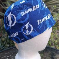 Toggle Cord Lock Reversible Tampa Bay Rays / Lightning scrub cap, handmade, adjustable, for nurse, dentist, technician, food service