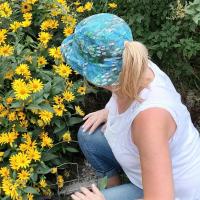 Goth Roses Bucket Hat, Moody Hat, Sizes up to 4XL, sun hat, fishing hat, ponytail hat, moody style, floppy hat, handmade