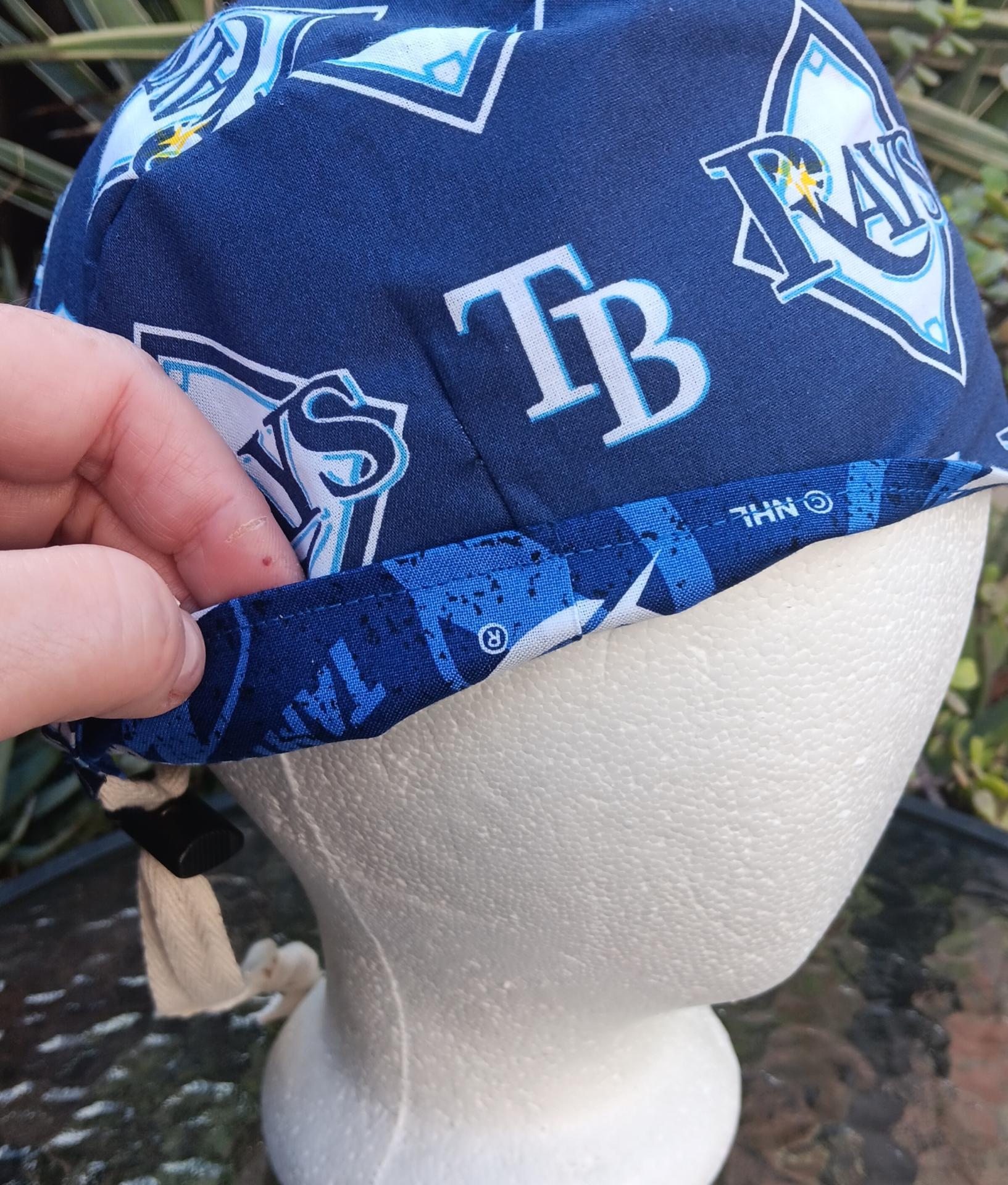 Toggle Cord Lock Reversible Tampa Bay Rays / Lightning scrub cap, handmade, adjustable, for nurse, dentist, technician, food service