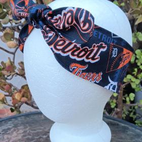 3” Wide Detroit Tigers headband, handmade, hair wrap, hair tie, head wrap, pin up style, retro, head scarf, Old English D, baseball, Michigan sports
