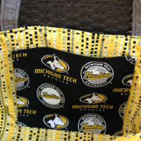 Close up to show lining with one slip pocket