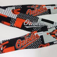 3” wide Baltimore Orioles self tie fabric headband, black, white & orange modern print, hair tie, hair wrap, pin up style, scarf, rockabilly style, handmade