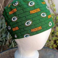 Toggle Cord Lock Reversible Milwaukee Brewers / Green Bay Packers scrub cap, adjustable, for nurse, dentist, technician, food service, handmade