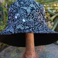 Skulls & Flags Bandana Print Bucket Hat, Reversible, Unisex Sizes up to 4XL, cotton, summer hat, fishing hat, ponytail sun hat, floppy hat, Halloween