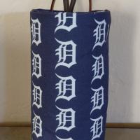 Detroit Tigers Upright Eyeglass Holder, Handmade, Weighted, Glasses Case, Glasses Stand, Eyeglasses Cup, Gift for Detroit Tigers fan