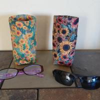 Sunflowers Upright Eyeglasses Holder, Handmade, Glasses Stand, Eyeglass Cup, Weighted Fabric Eyeglass Keeper, Floral Glasses Case