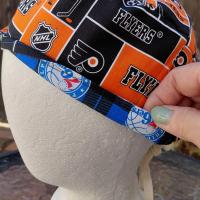 Toggle Cord Lock Reversible Philadelphia 76ers / Flyers scrub cap, handmade, for short hair, adjustable, for nurse, dentist, technician, food service