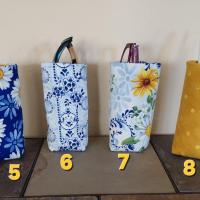 Daisies Upright Eyeglasses Holder, Glasses Stand, Weighted Fabric Eyeglasses Case, Floral Eyeglasses Case, Daisy Weighted Stand-up Glasses Pouch