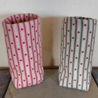 Farmhouse Hearts Upright Eyeglasses Holder, Country Charm Glasses Holder, Cottage Style Eyeglasses Case, Weighted Stand-up Glasses Pouch