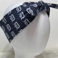 3” Wide Detroit / Michigan sports teams headbands, hair ties, scarf, Tigers, Lions, Pistons, Red Wings, handmade