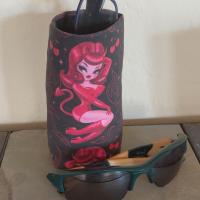 She Devil Print Eyeglasses Holder, Glasses Stand, Glasses Holder, Rockabilly Gift, Weighted Stand-up Glasses Pouch, Pin-Up Lover Gift