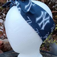 3” Wide New York Yankees headband, handmade, hair wrap, head wrap, pin up style, hair tie, bandana, scarf, rockabilly, hat band, baseball