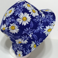 Daisies Bucket Hat, Reversible to Blue, Summer Flowers, Adult Sizes S-XXL, Gift for gardener, floral floppy hat, sun hat, casual hat, Daisy Blue