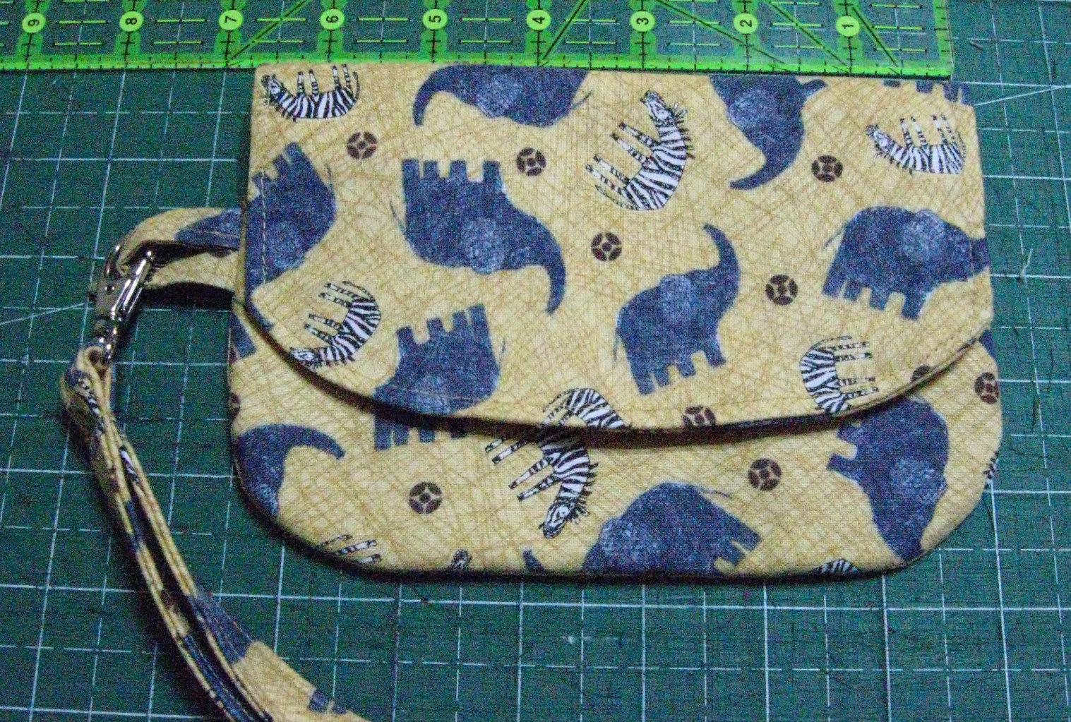 Wristlet - Wallet - Zipper Pouch - Coin Purse