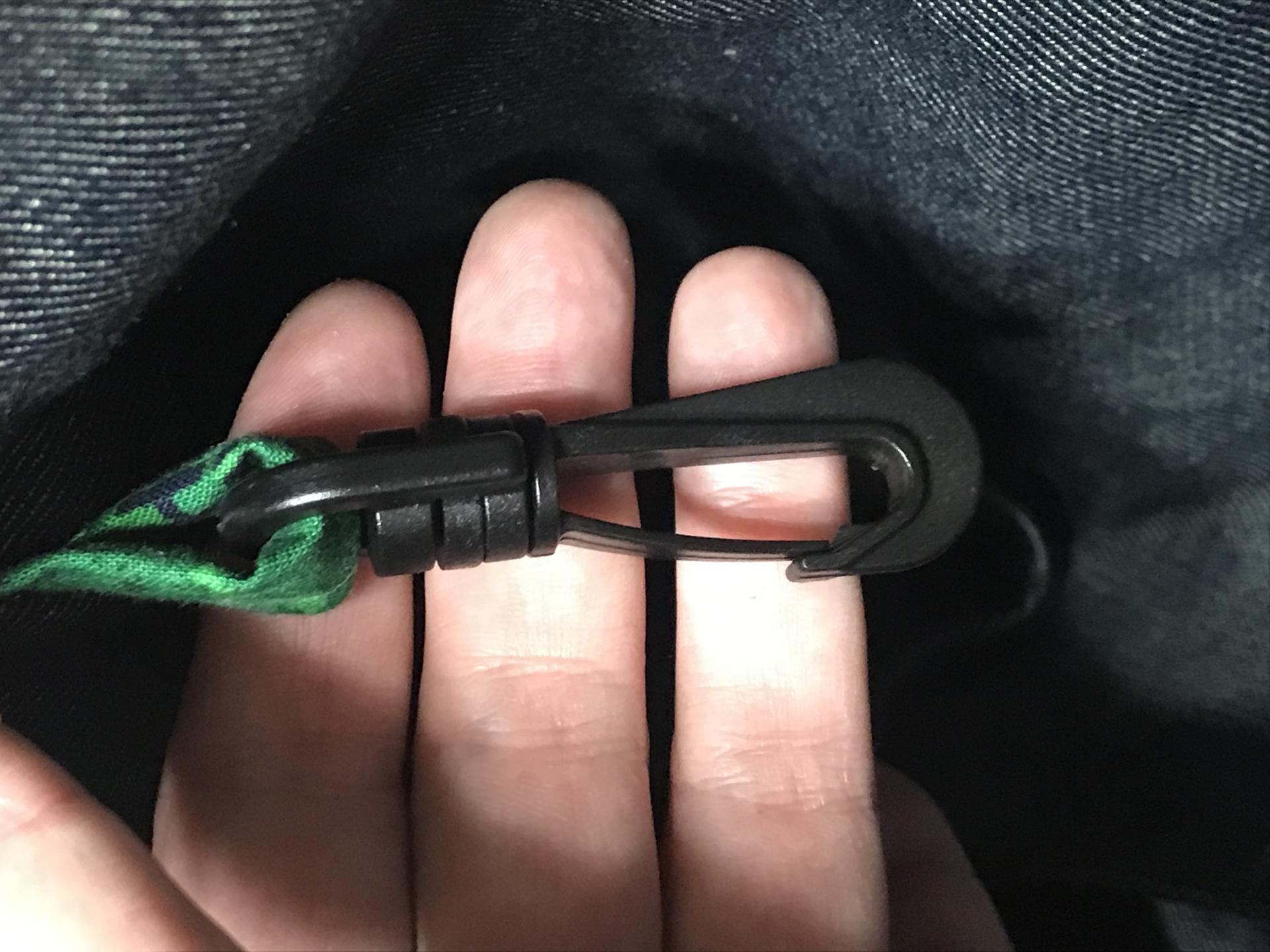 Swivel hook clip for keys, etc.