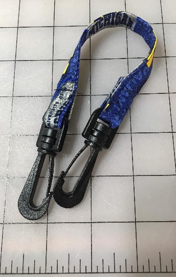 Detachable fob with plastic swivel hooks