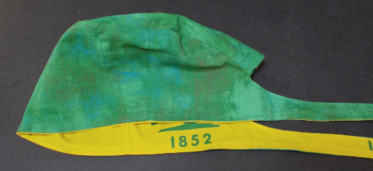 Reversible Unisex Oakland City Flag 1852 scrub cap, tie back
