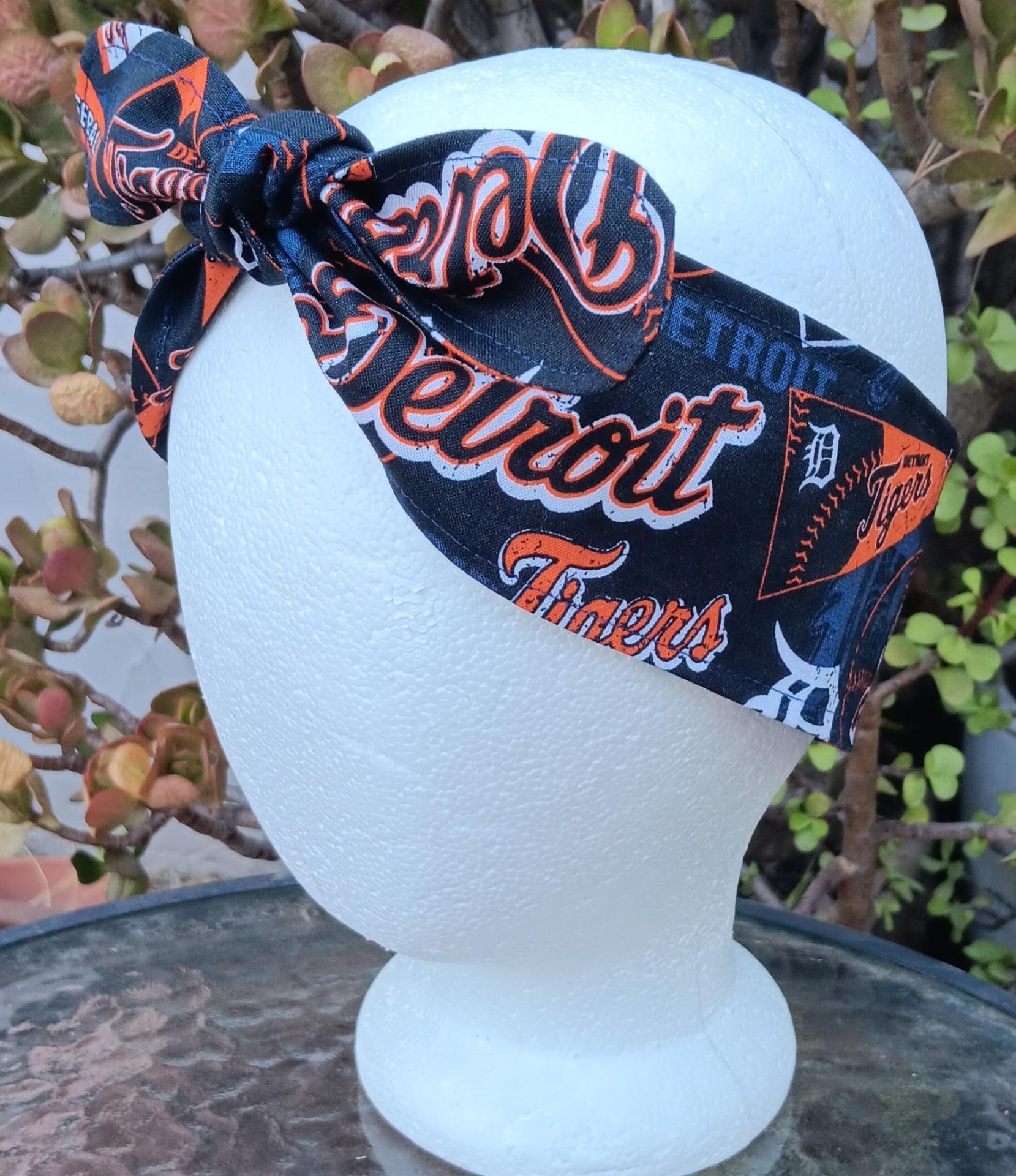 3” Wide Detroit Tigers headband, hair wrap, hair tie, head wrap, pin up style, retro, rockabilly, head scarf, handmade
