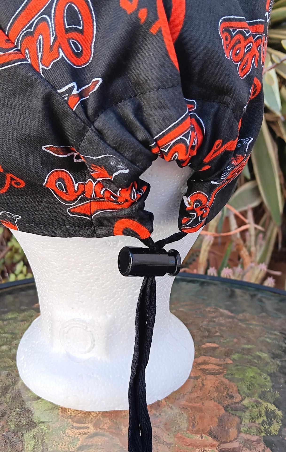 Toggle Cord Lock Reversible Baltimore Orioles & Ravens scrub cap, adjustable, cotton, surgical nurse tech technician doctor medical hat