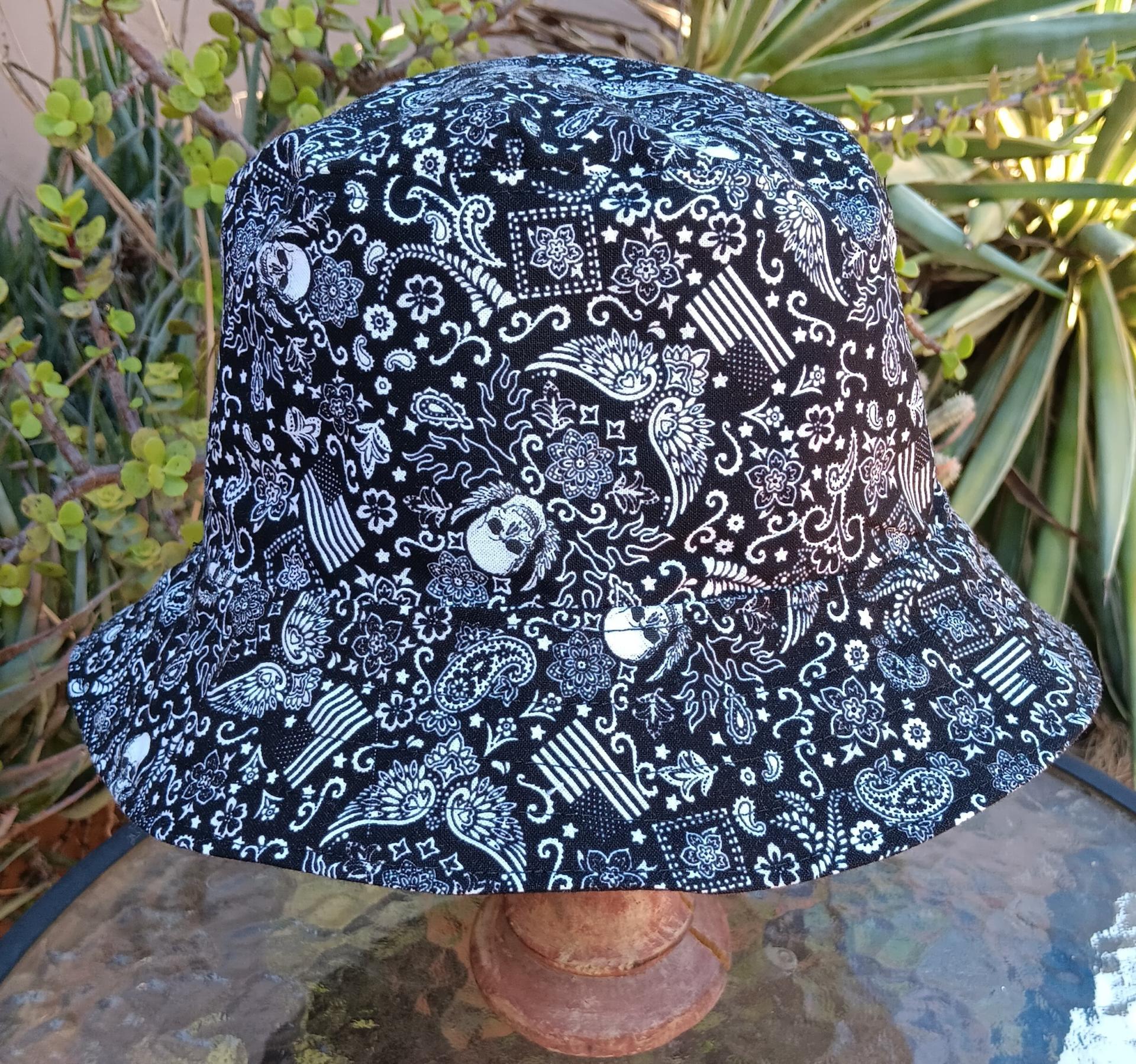 Skulls & Flags Bandana Print Bucket Hat, Reversible, Unisex Sizes up to 4XL, cotton, summer hat, fishing hat, ponytail sun hat, floppy hat, Halloween