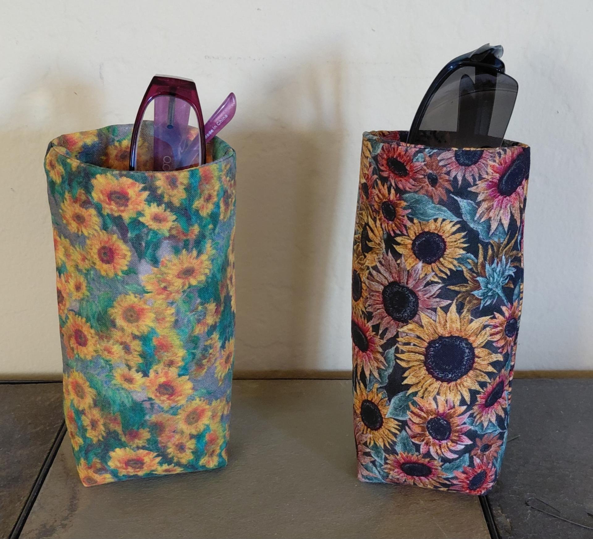 Sunflowers Upright Eyeglasses Holder, Handmade, Glasses Stand, Eyeglass Cup, Weighted Fabric Eyeglass Keeper, Floral Glasses Case