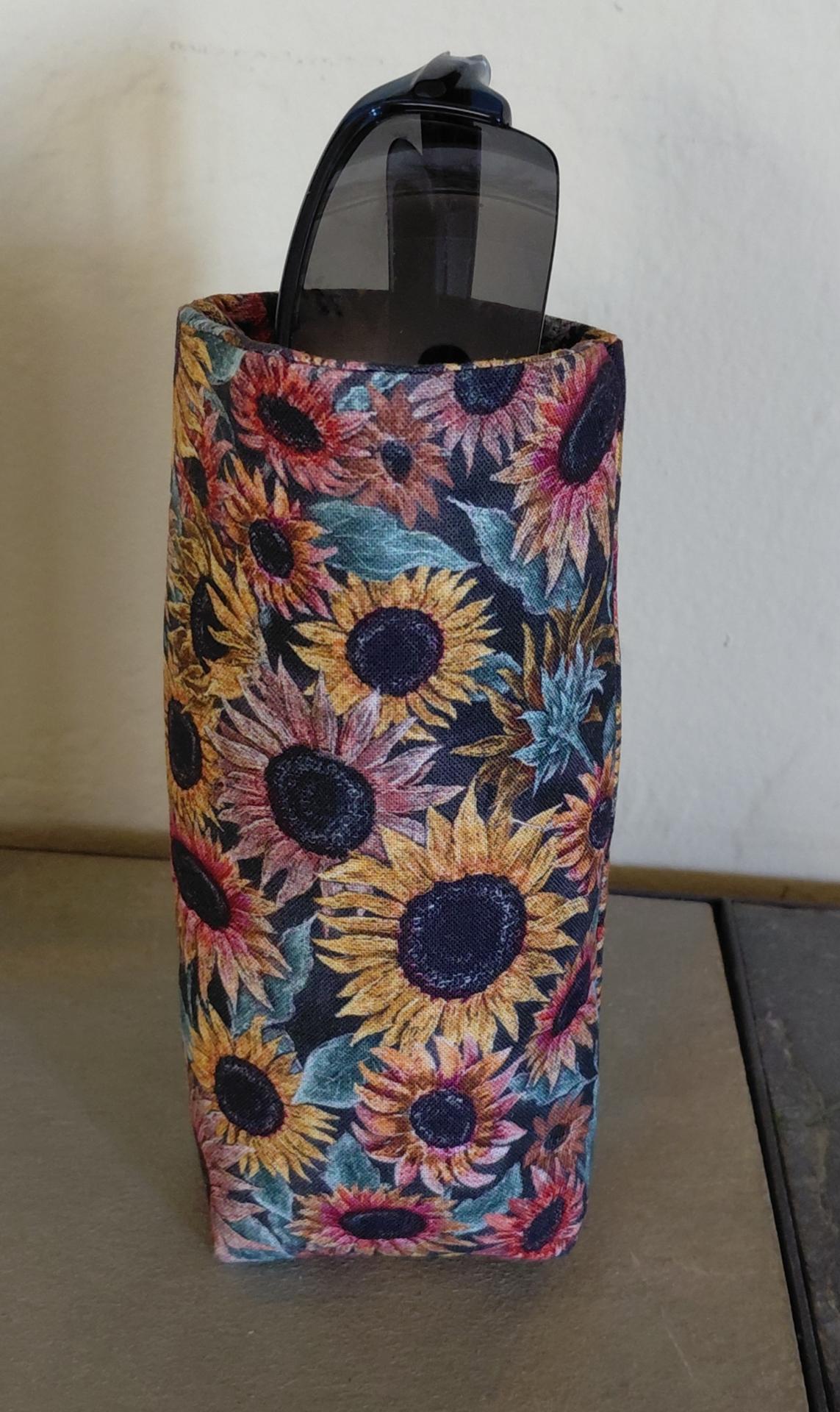 Sunflowers Upright Eyeglasses Holder, Handmade, Glasses Stand, Eyeglass Cup, Weighted Fabric Eyeglass Keeper, Floral Glasses Case