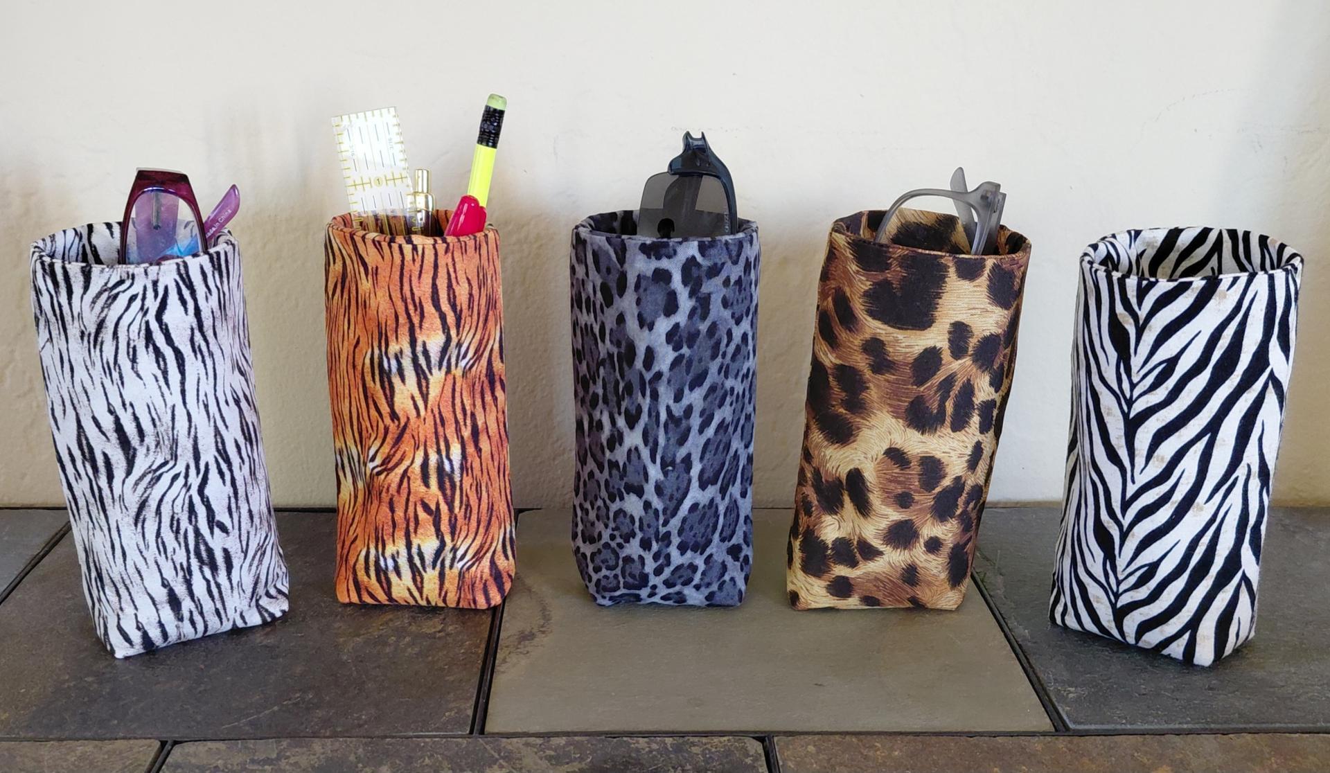 Animal Print Eyeglasses Holder, Handmade, Glasses Stand, Eyeglass Cup, Weighted Fabric Eyeglass Keeper, Leopard Glasses Case