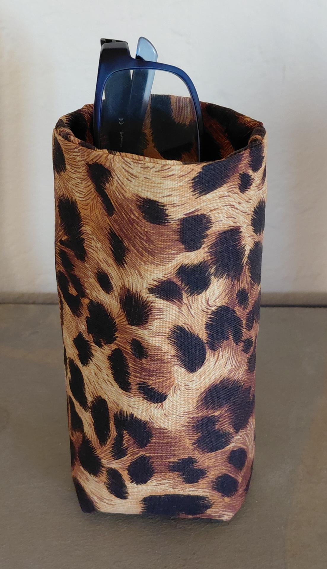 Animal Print Eyeglasses Holder, Handmade, Glasses Stand, Eyeglass Cup, Weighted Fabric Eyeglass Keeper, Leopard Glasses Case