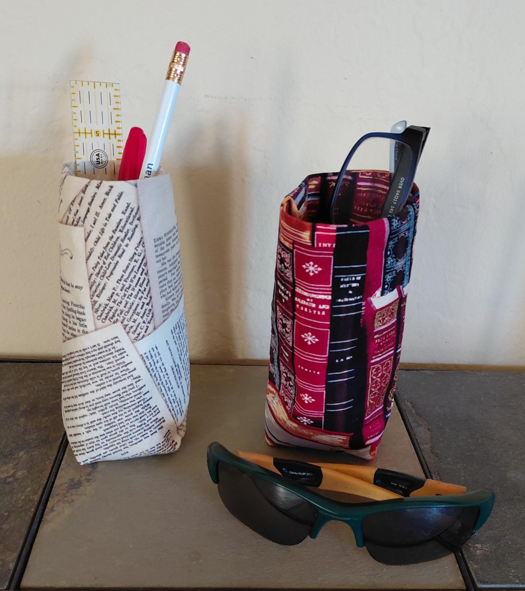 Book Theme Upright Eyeglasses Holder, Reading Glasses Stand, Eyeglasses Cup, Weighted Fabric Eyeglass Keeper, Book Lover Gift, Handmade