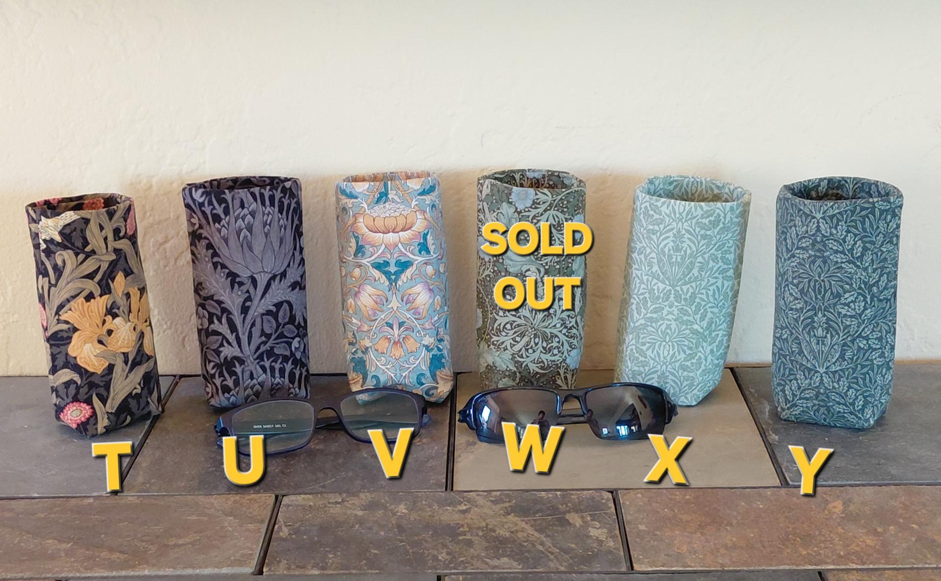 William Morris Upright Eyeglasses Holder, Reading Glasses Stand, Eyeglasses Cup, Weighted Fabric Eyeglass Keeper, Floral, May Morris, John Henry Deale