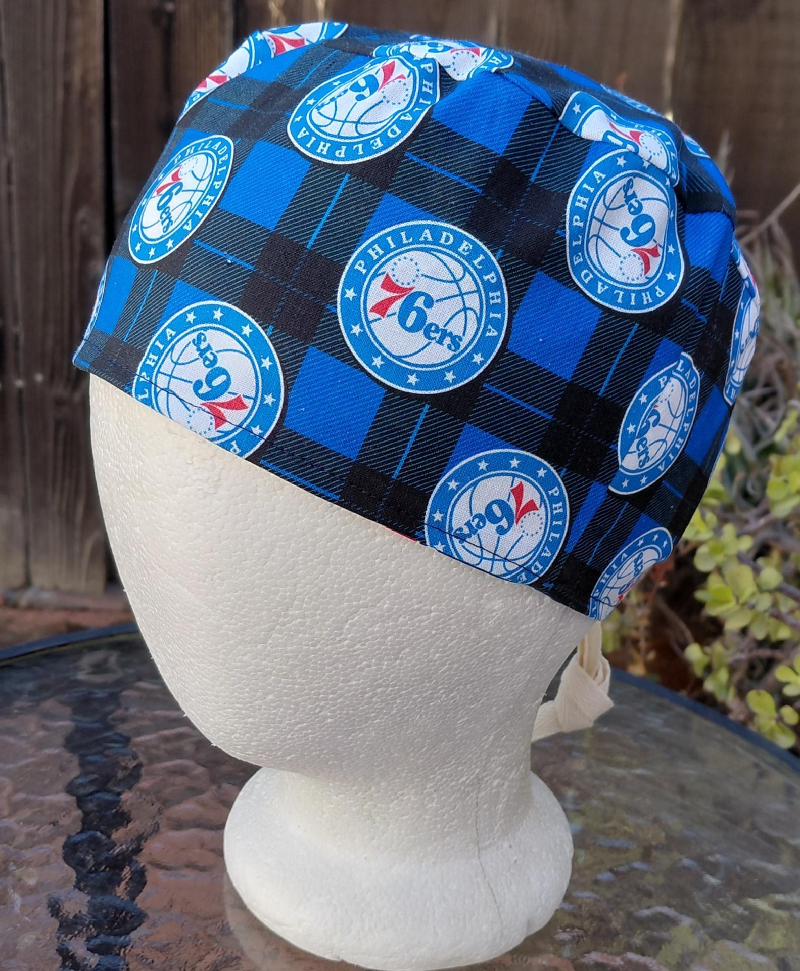 Toggle Cord Lock Reversible Philadelphia 76ers / Flyers scrub cap, handmade, for short hair, adjustable, for nurse, dentist, technician, food service