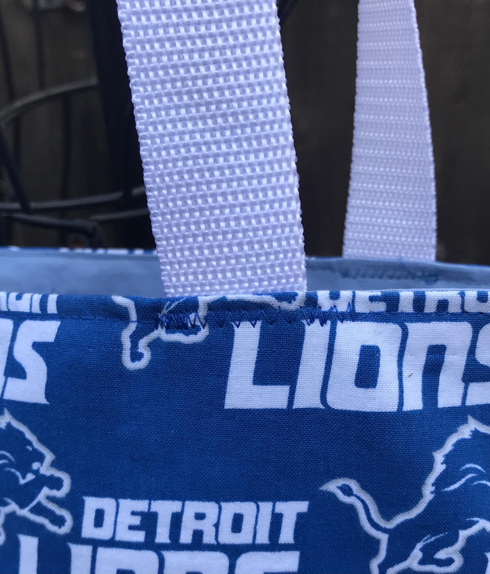 Vinyl bottom Detroit Lions Tote Bag, 1 pocket, hook & loop closure, football shopping market bag, water resistant, handmade, tailgate, gift