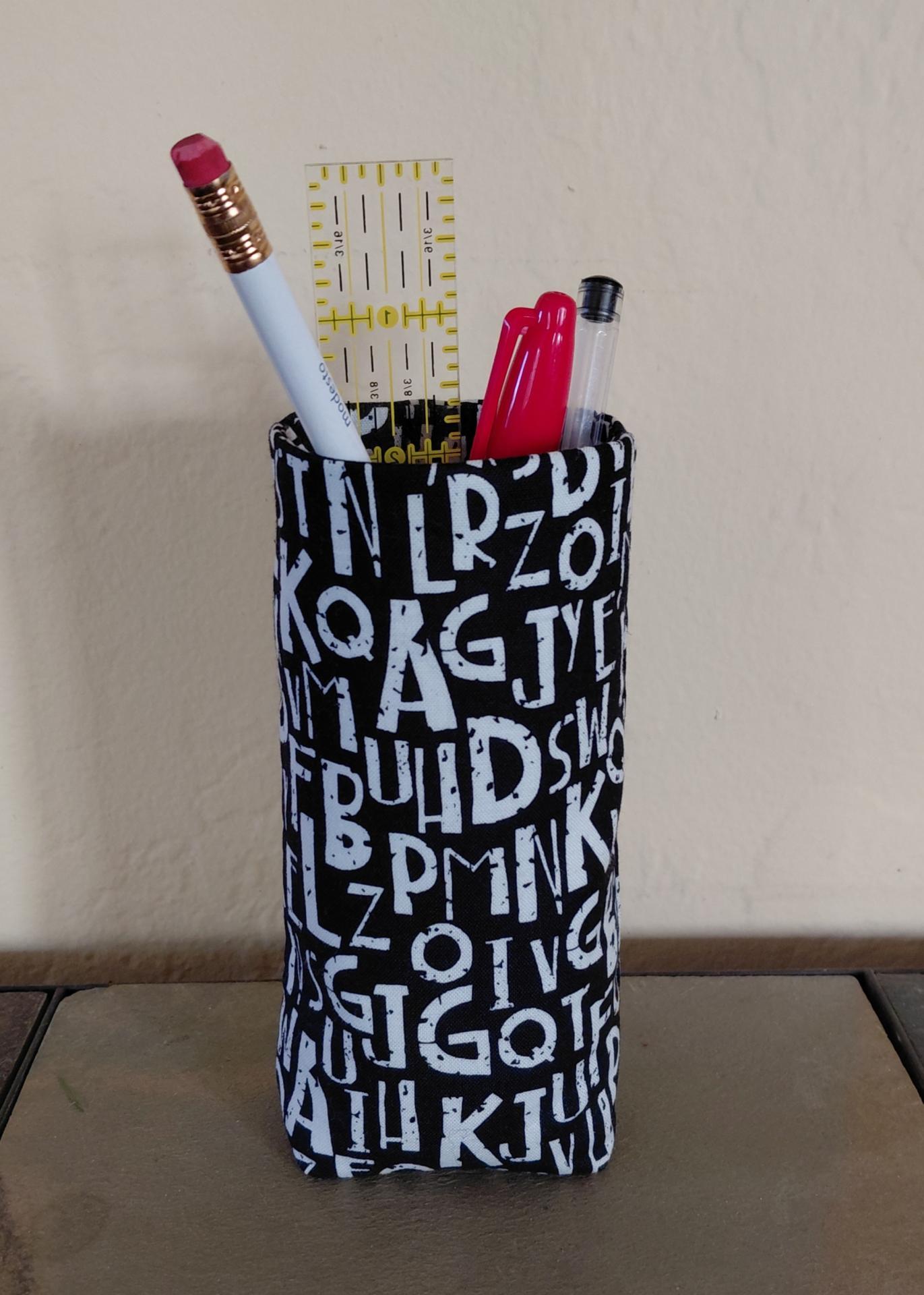 Alphabet Eyeglasses Holder, Glasses Stand, Glasses Holder, Teachers Gift, Weighted Stand-up Glasses Pouch