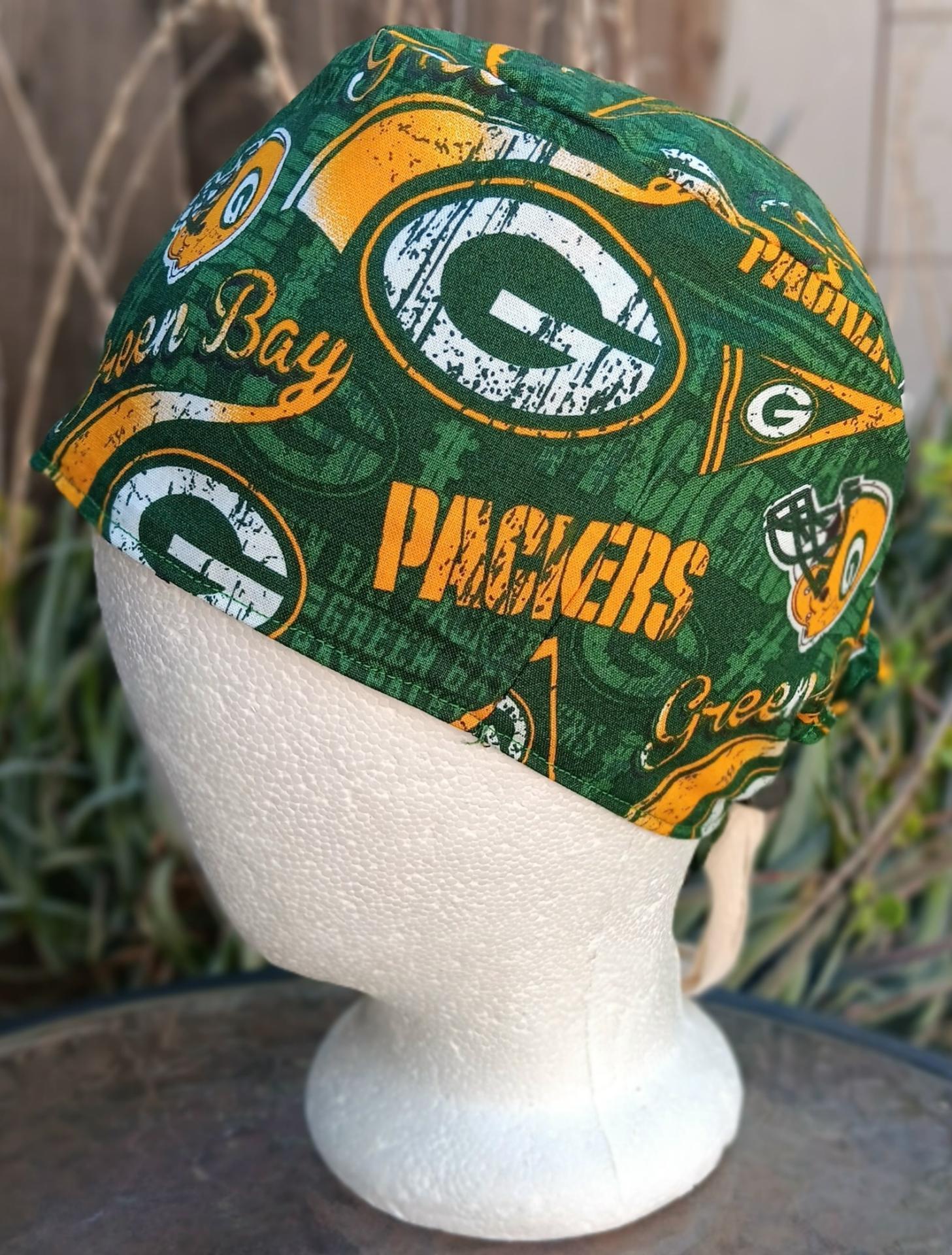 Toggle Cord Lock Reversible Milwaukee Brewers / Green Bay Packers scrub cap, handmade, adjustable, for nurse, dentist, technician, food service