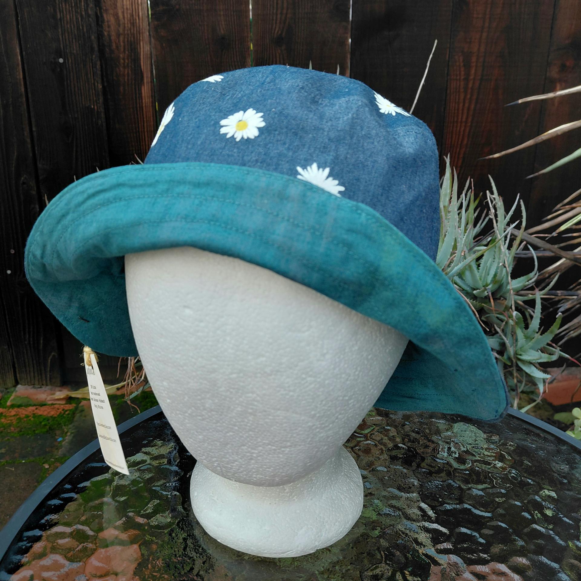 Daisies & Denim Floral Bucket Hat, Reversible, Size Medium, Cotton, floppy hat, sun hat, fishing hat