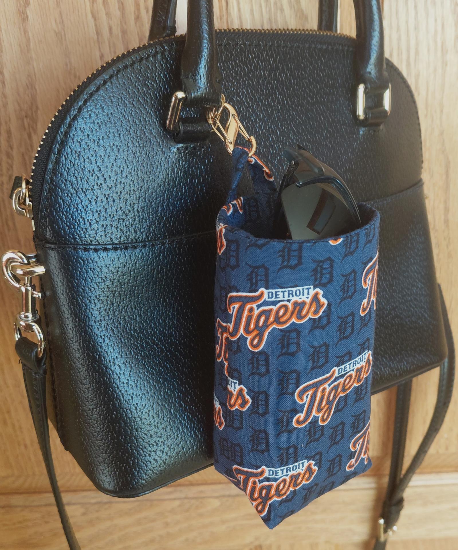 Detroit Tigers Hanging Eyeglasses Pouch, Handmade, Glasses Case, Glasses Stand, Eyeglasses Cup, Glasses Holder, Gift for Detroit Tigers fan, baseball