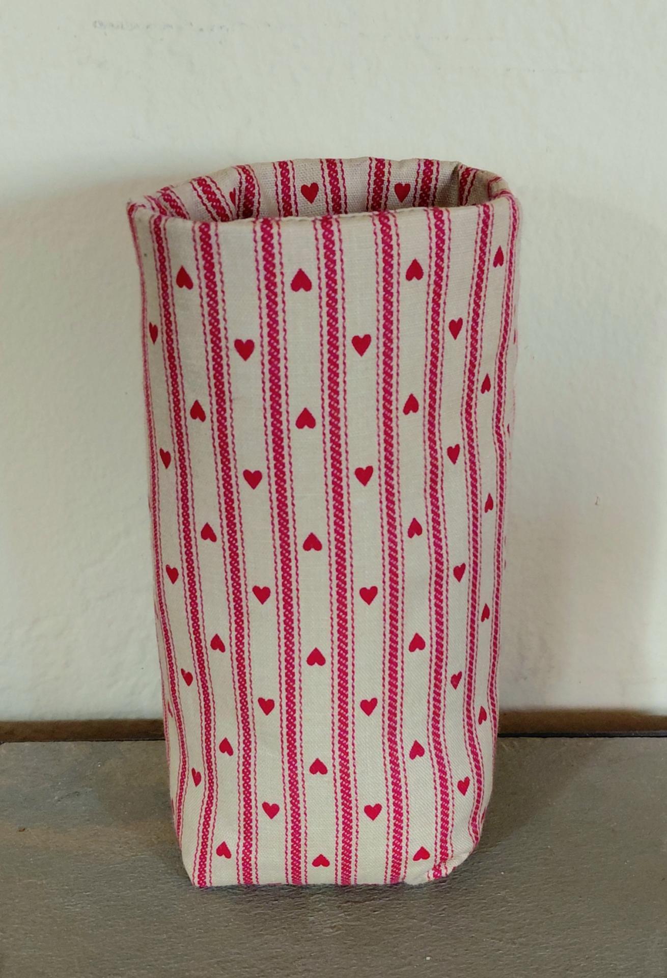 Farmhouse Hearts Upright Eyeglasses Holder, Country Charm Glasses Holder, Cottage Style Eyeglasses Case, Weighted Stand-up Glasses Pouch