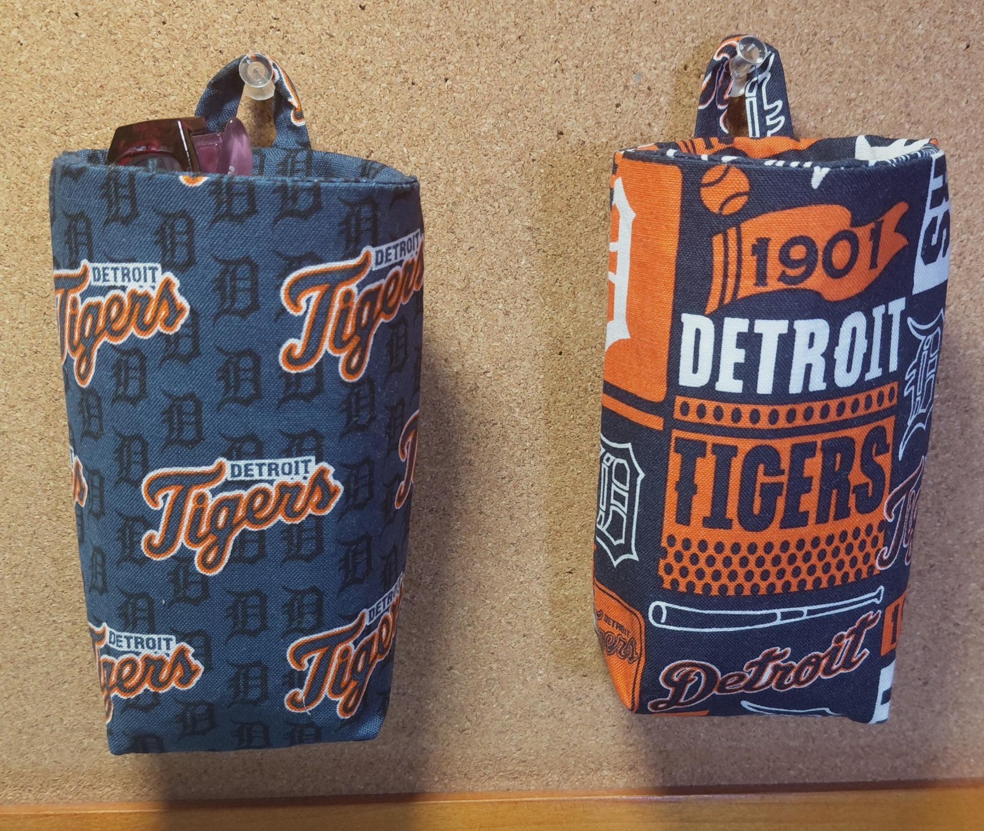 Detroit Tigers Hanging Eyeglasses Pouch, Handmade, Glasses Case, Glasses Stand, Eyeglasses Cup, Glasses Holder, Gift for Detroit Tigers fan, baseball