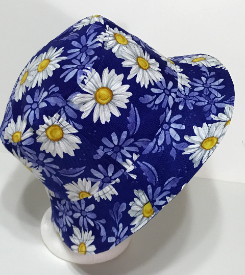 Daisies Bucket Hat, Reversible to Blue, Summer Flowers, Sizes S-XXL, Gift for gardener, floral floppy hat, sun hat, casual hat, Daisy Blue, adults or older children