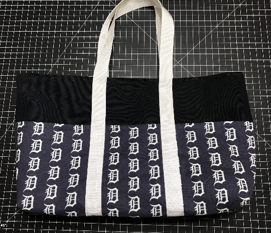 Old English D canvas heavy duty tote bag set, includes zipper pouch & fob, gift for Detroit Tigers fan