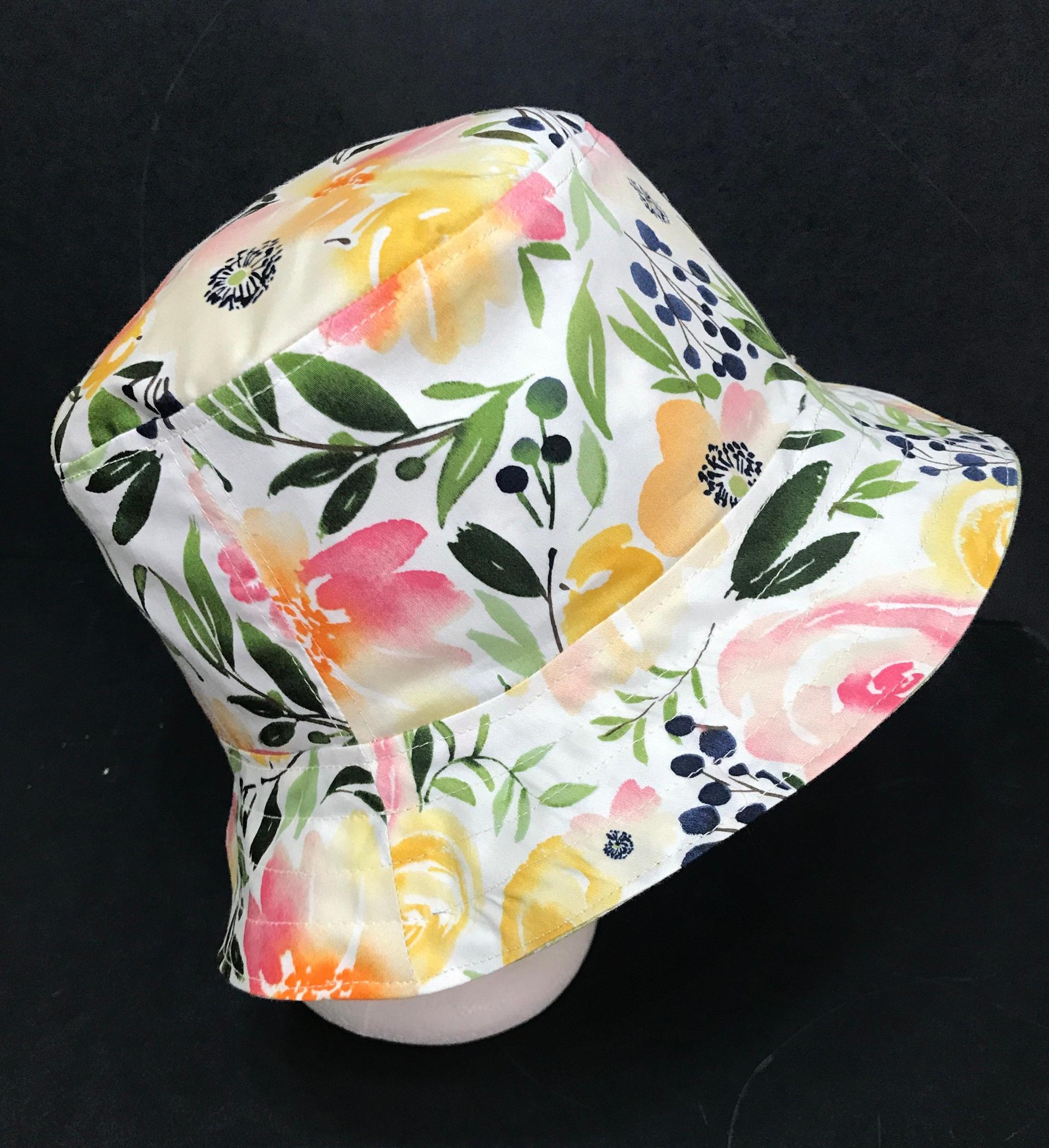 Watercolor Floral Summer Bucket Hat, Size MEDIUM, Reverses to Green Floral, Flowers, Gift for Her, Floppy Hat, Lightweight Hat, Summer Hat