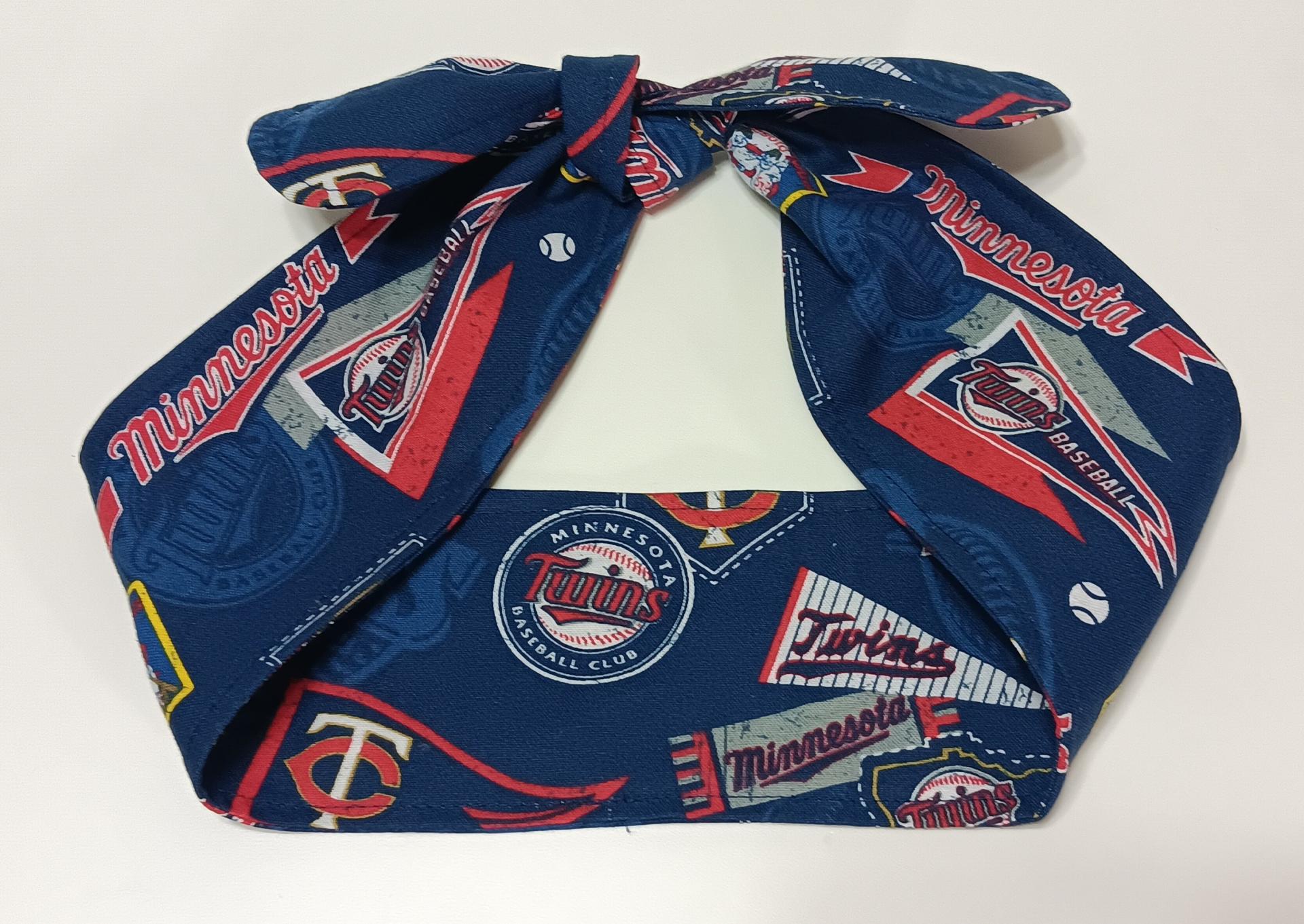 3” Wide Minnesota Twins headband, self tie, baseball, pin up style, hair wrap, hair tie, retro style, handmade