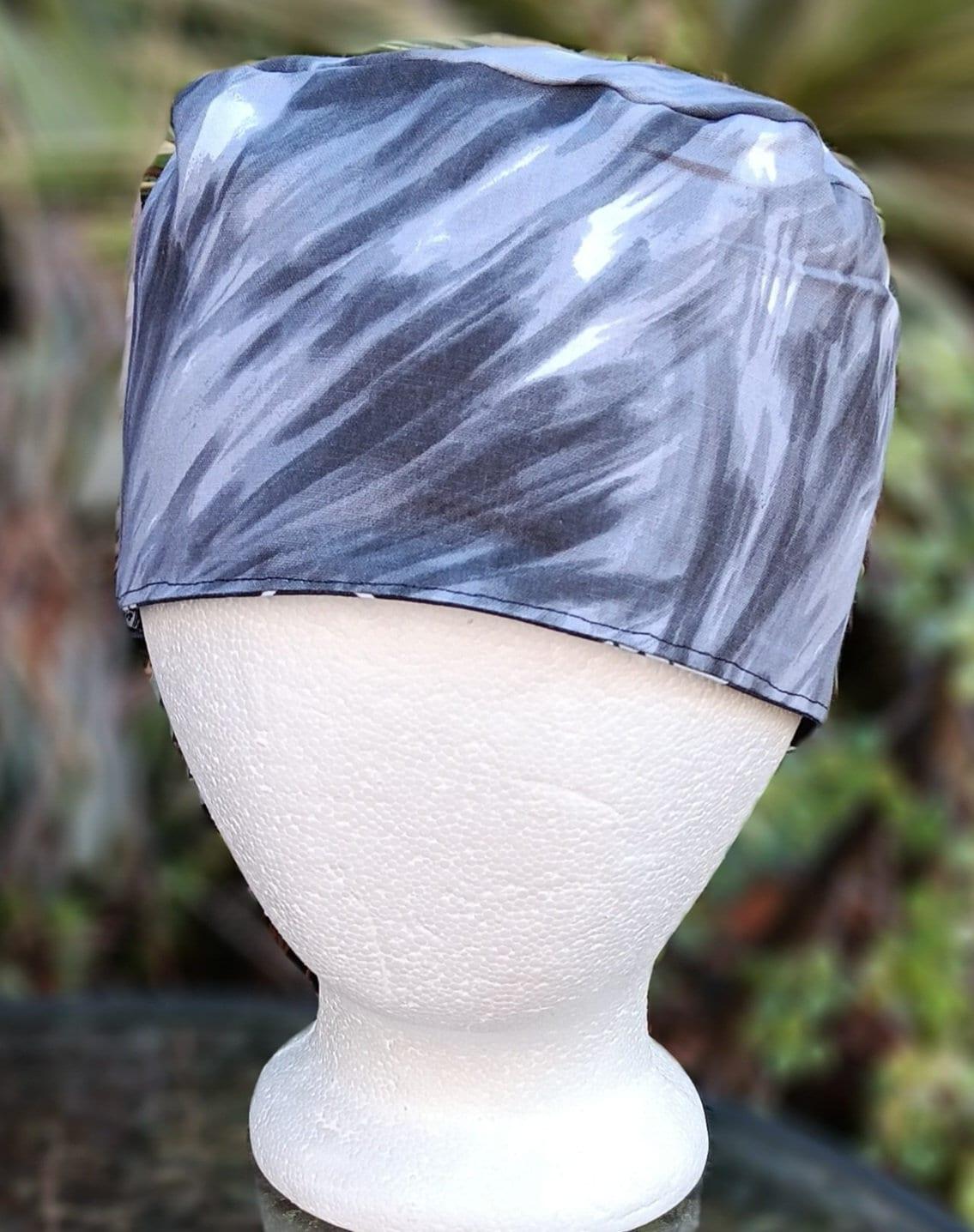 Toggle Cord Lock Reversible Las Vegas Raiders scrub cap, handmade, adjustable, unisex, nurse, technician, food service, football