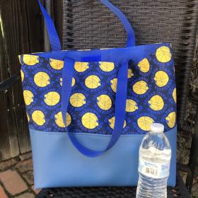 Golden State Warriors throwback tote bag, vinyl bottom