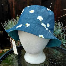 Daisies & Denim Floral Bucket Hat, Reversible, Size Medium, Cotton, floppy hat, sun hat, fishing hat