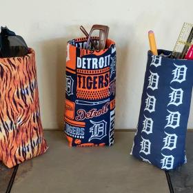 Detroit Tigers Upright Eyeglass Holder, Handmade, Weighted, Glasses Case, Glasses Stand, Eyeglasses Cup, Gift for Detroit Tigers fan