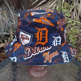 Detroit Tigers Bucket Hat, Old English D, Handmade, Reversible, Unisex Sizes up to 4XL, baseball, fishing hat, sun hat, floppy hat, Michigan sports