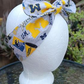 3” Wide University of Michigan headband, handmade, hair wrap, hair tie, head wrap, pin up style, retro, rockabilly, UofM, heather grey