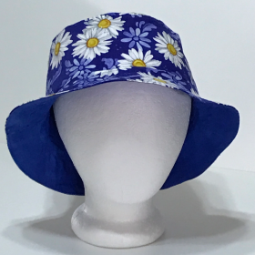 Daisies Bucket Hat, Reversible to Blue, Summer Flowers, Sizes S-XXL, Gift for gardener, floral floppy hat, sun hat, casual hat, Daisy Blue, adults or older children