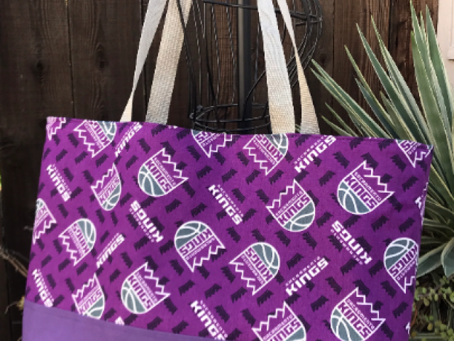 Sacramento Kings tote bag, canvas bottom and lining